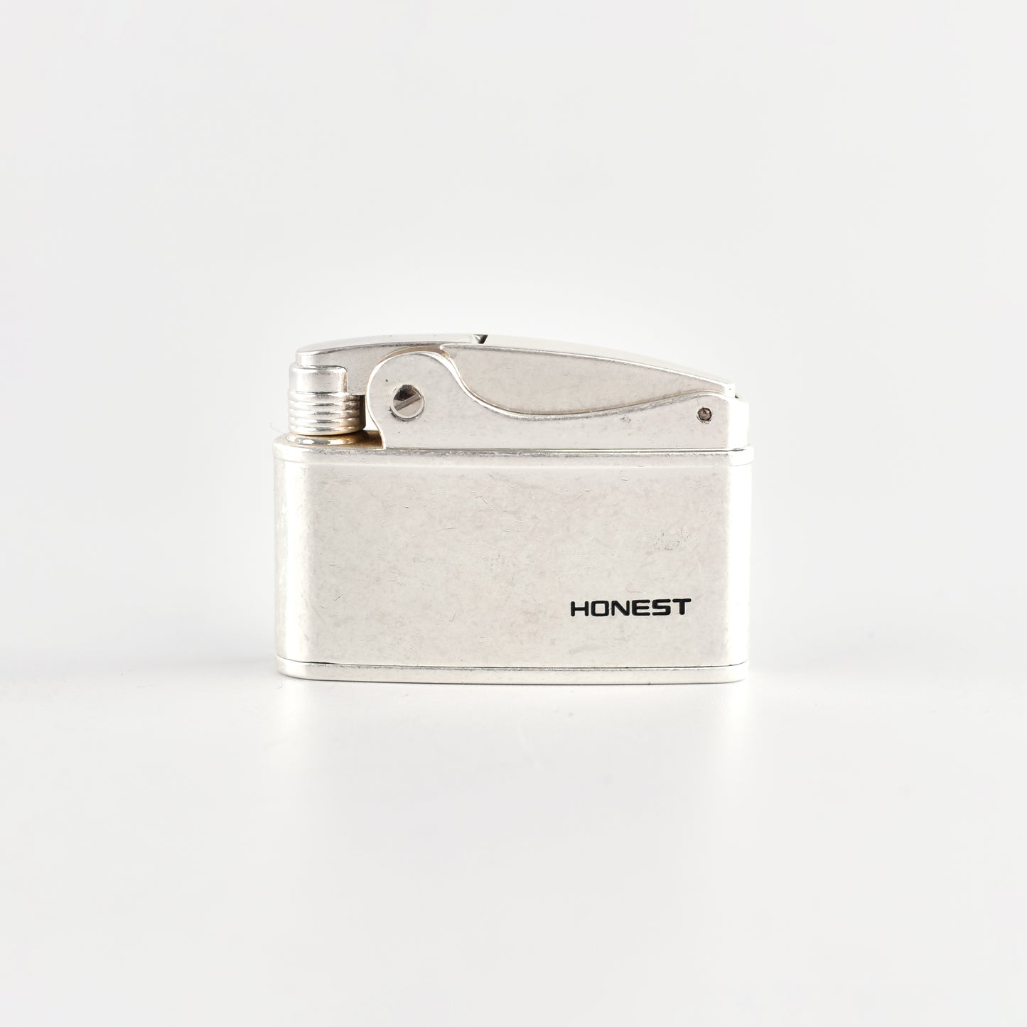 Vintage Compact kowtow Lighter