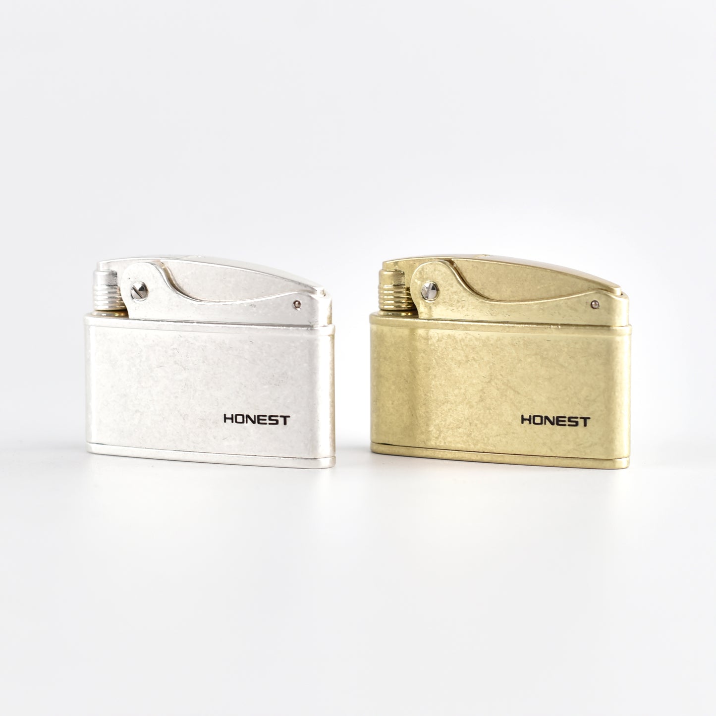 Vintage Compact kowtow Lighter